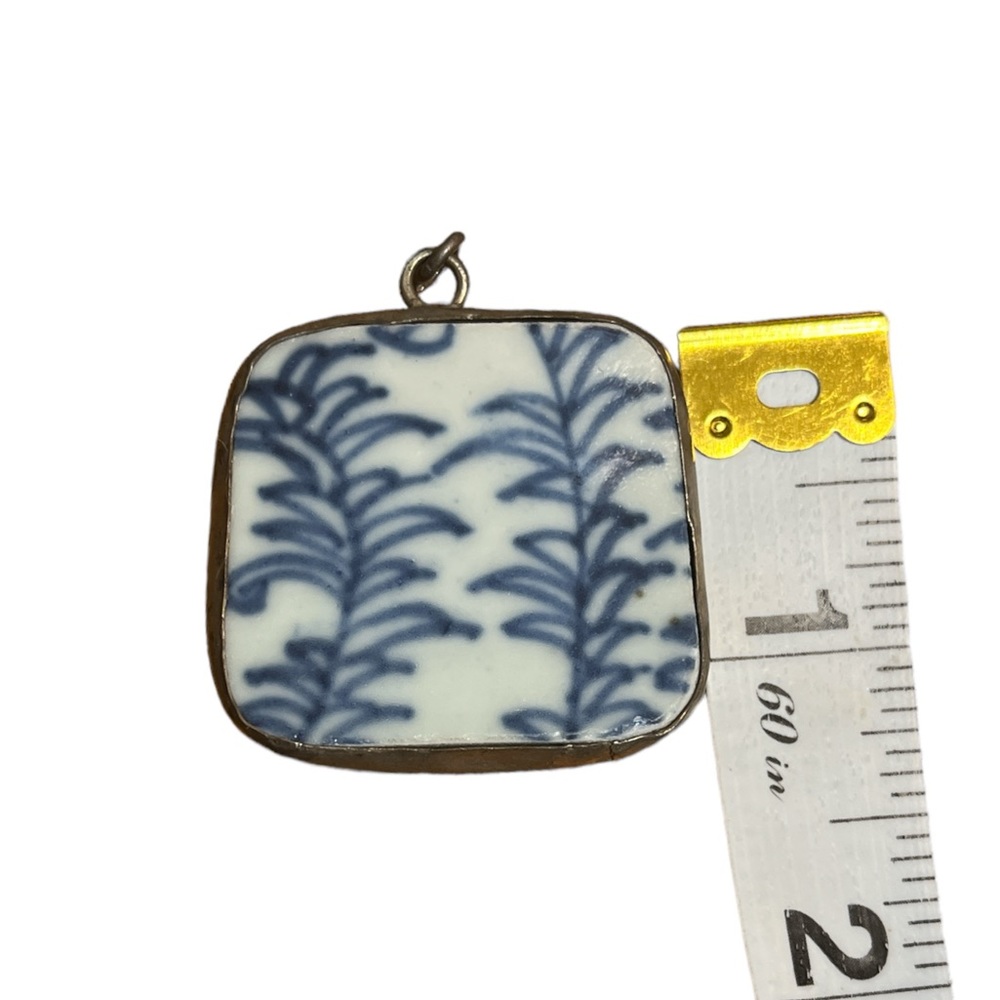 Blue Floral Porcelain Necklace Pendant - Picture 3 of 3